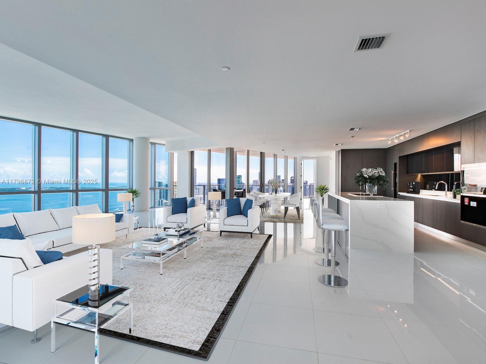 Picture of 851 NE 1St Ave, Miami, FL 33132