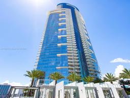 Picture of 851 NE 1St Ave, Miami, FL 33132