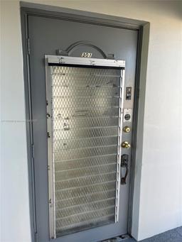 Picture of 8280 Sunrise Lakes Blvd # 301, Sunrise, FL 33322
