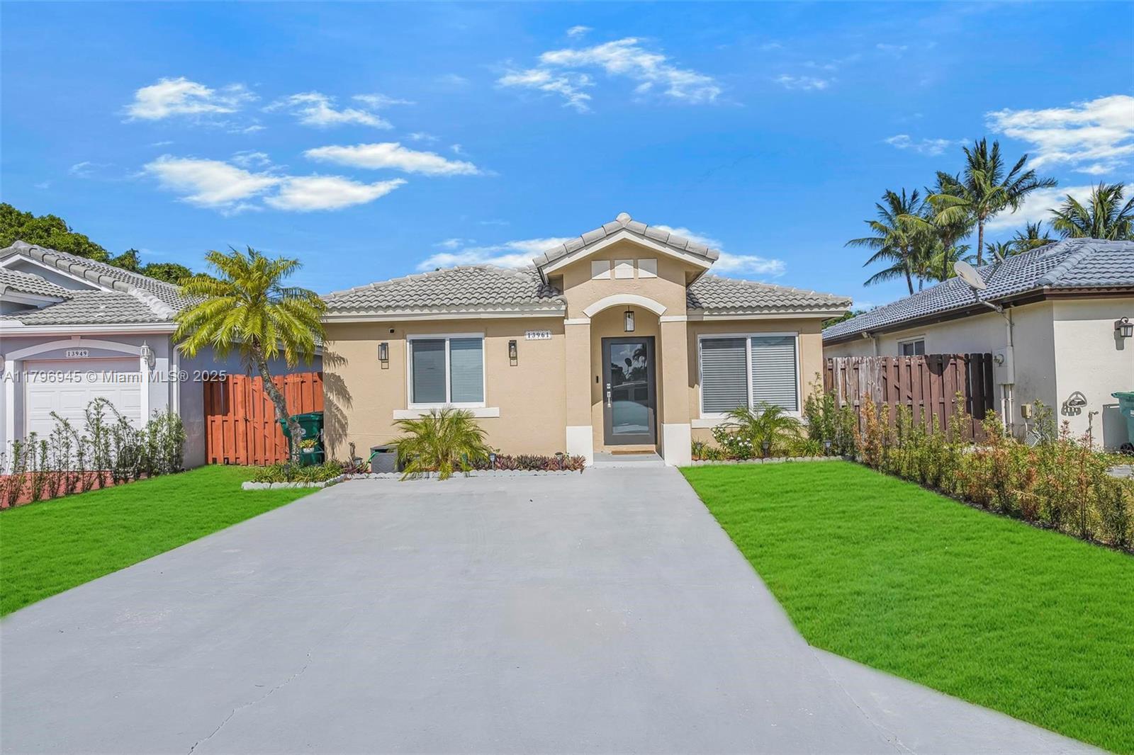 Picture of 13961 SW 150Th Ct, Miami, FL 33196
