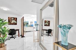 Picture of 488 NE 18Th St # 208, Miami, FL 33132