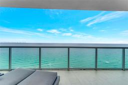 Picture of 17121 Collins Ave # 2307, Sunny Isles Beach, FL 33160