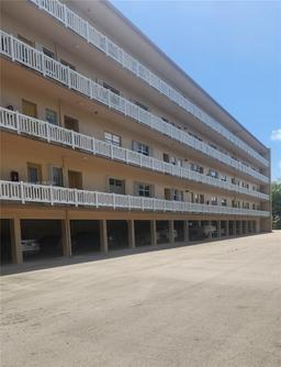 Picture of 6731 Cypress Rd # 110, Plantation, FL 33317