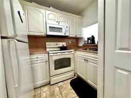 Picture of 8145 NW 7Th St # 404, Miami, FL 33126