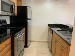Picture of 8180 Geneva Ct # 224, Doral, FL 33166