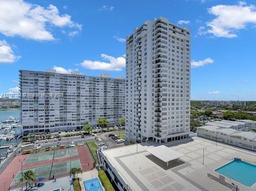 Picture of 2750 NE 183Rd St # 312, Aventura, FL 33160