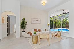 Picture of 10275 Oak Meadow Ln, Lake Worth, FL 33449
