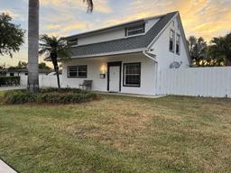 Picture of 18211 SW 95Th Ct, Palmetto Bay, FL 33157