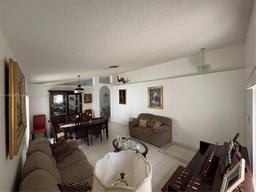 Picture of 1142 NW 130Th Ave, Pembroke Pines, FL 33028