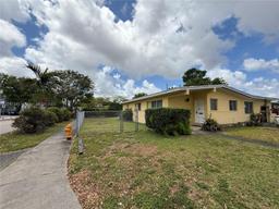 Picture of 9300 SW 52Nd Ter, Miami, FL 33165