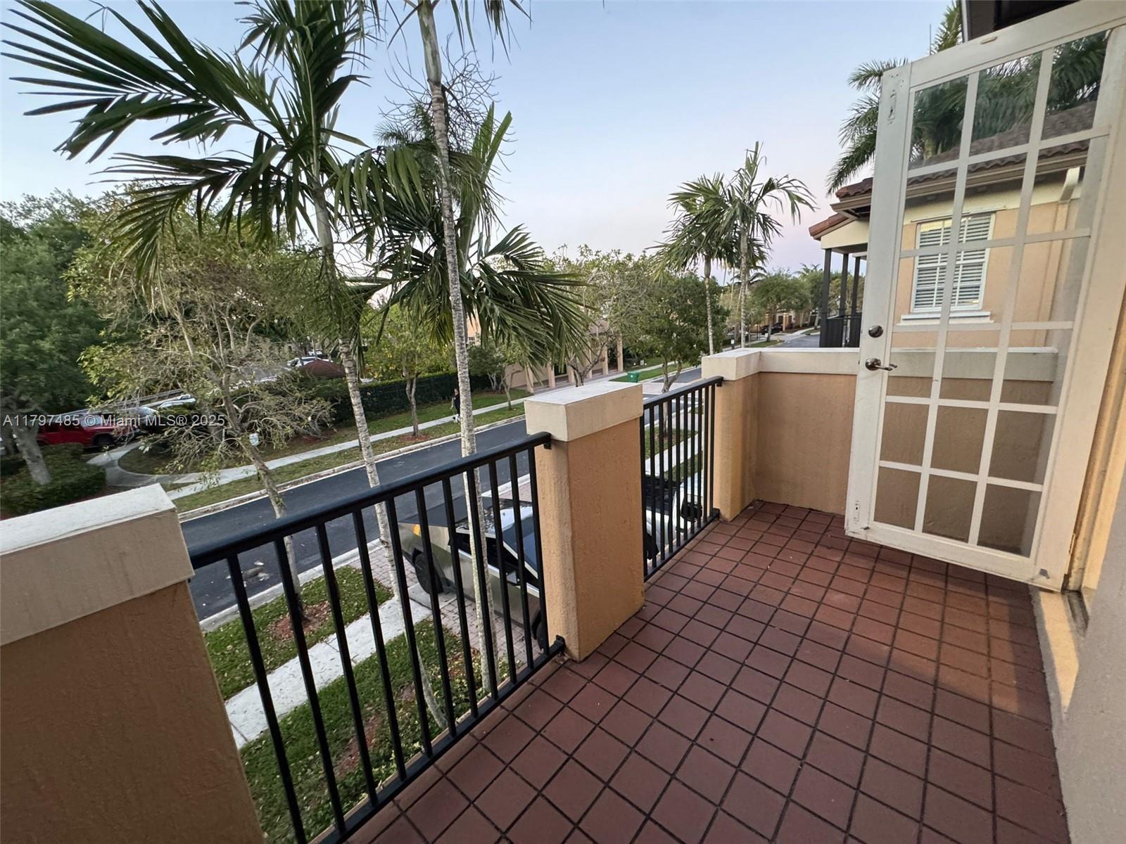 Picture of 8706 Blaze Ct, Davie, FL 33328
