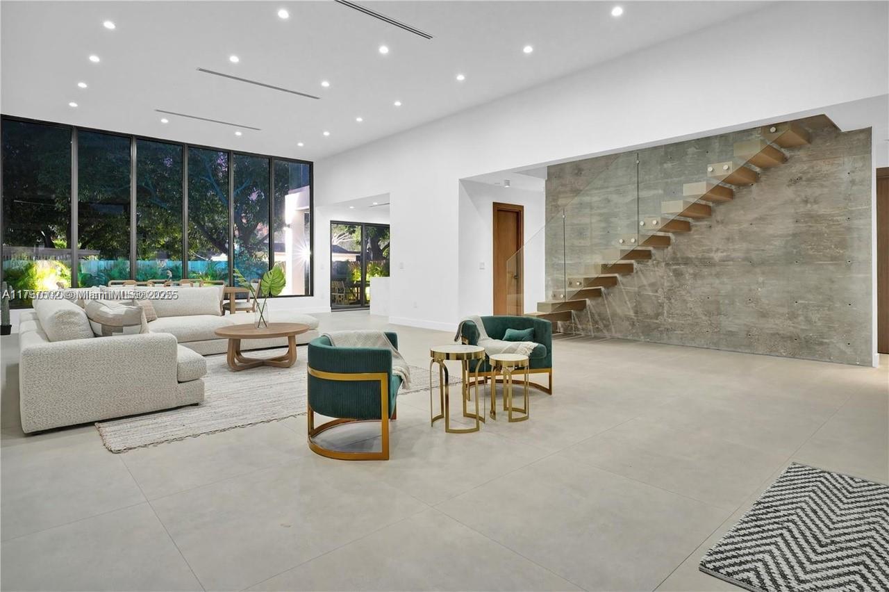 Picture of 243 NW 41St St, Miami, FL 33127