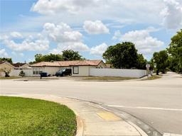 Picture of 5730 NW 199Th St, Hialeah, FL 33015