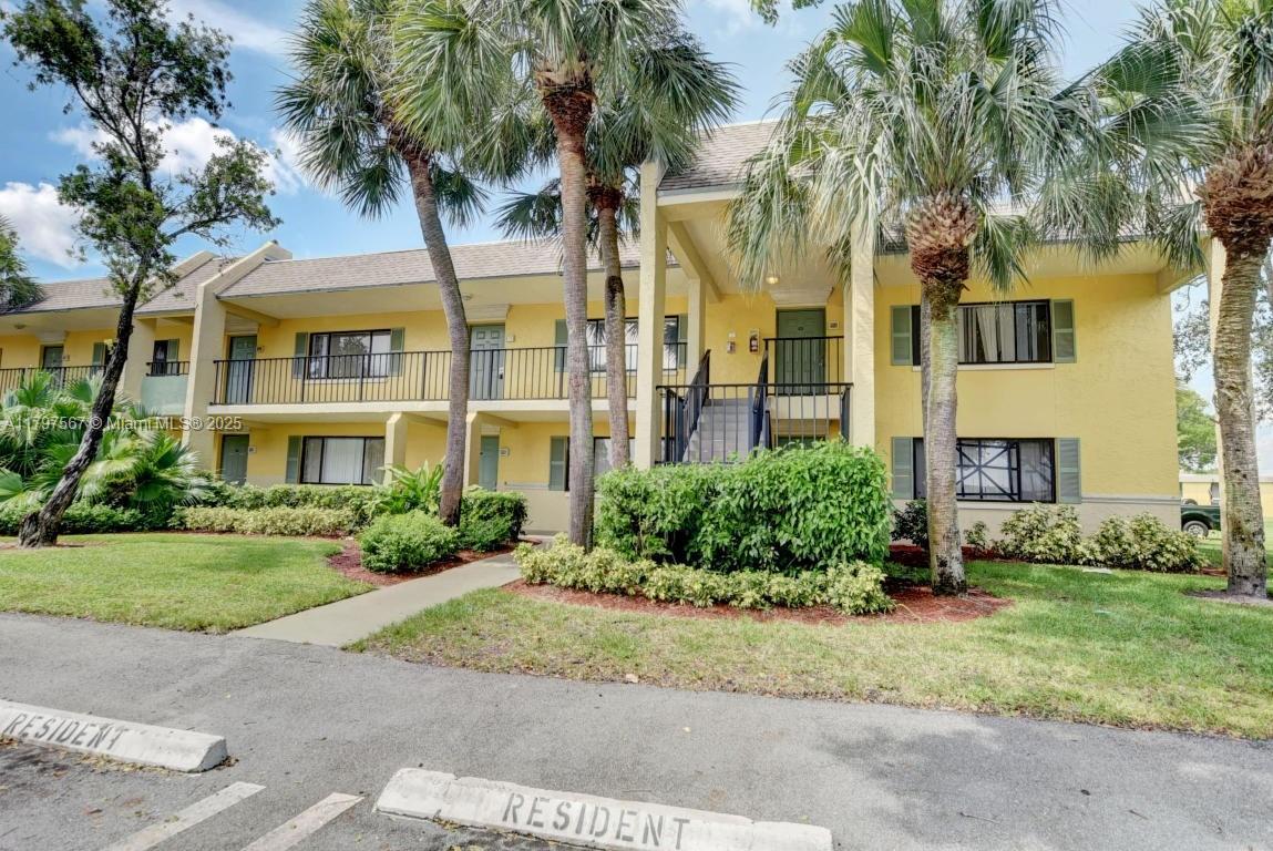 Picture of 1722 W Meadows Cir W # 1722, Boynton Beach, FL 33436
