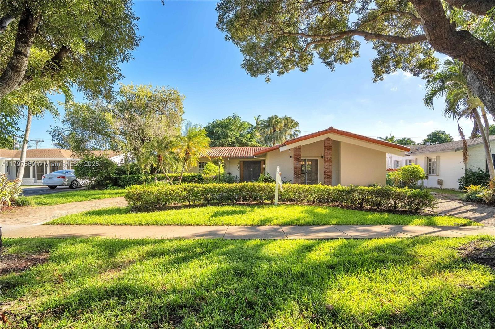 Picture of 9010 SW 187Th Ter, Cutler Bay, FL 33157