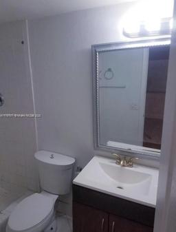 Picture of 15600 NW 7Th Ave # 319, Miami, FL 33169