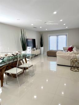 Picture of 14215 SW 39Th St, Miami, FL 33175