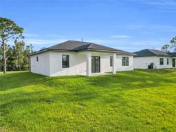 Picture of 3175 Sunshine Blvd, Lehigh Acres, FL 33971