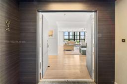 Picture of 9 Island Ave # 814, Miami Beach, FL 33139