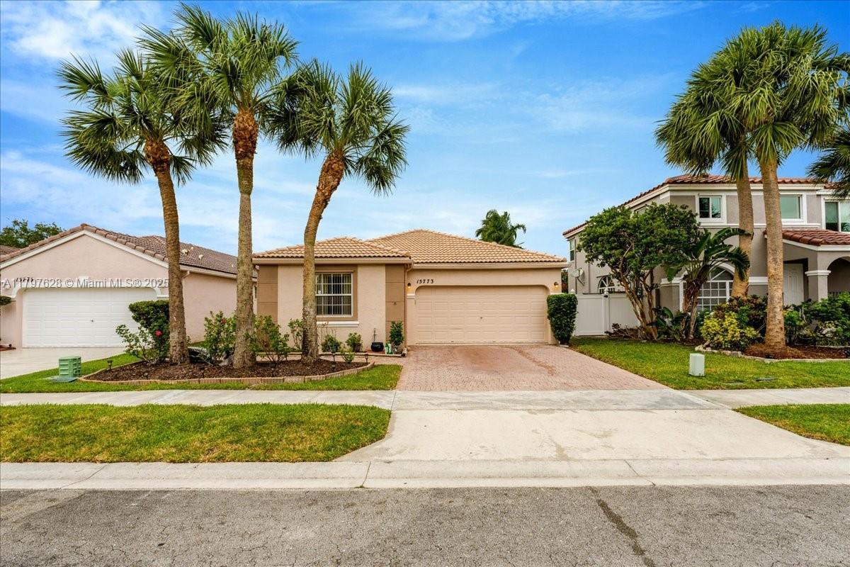 Picture of 15773 NW 16Th Ct, Pembroke Pines, FL 33028