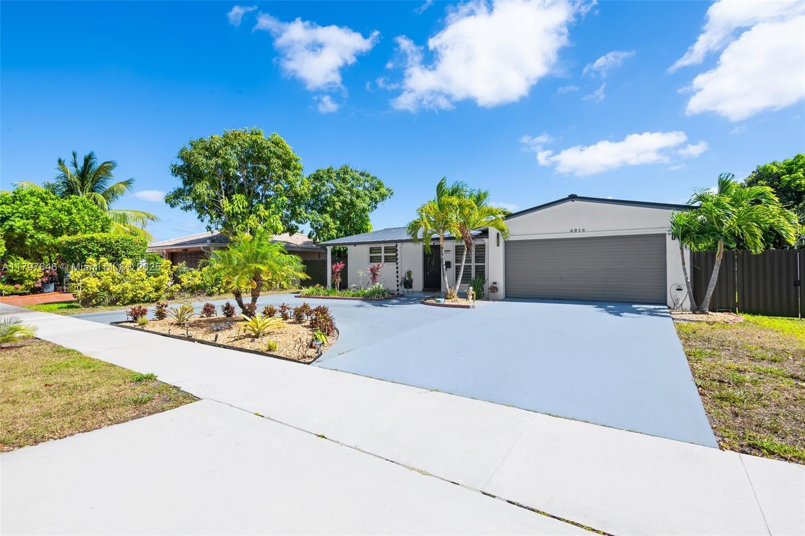 Picture of 4912 Taft St, Hollywood, FL 33021