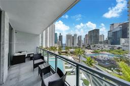 Picture of 90 SW 3Rd St # 1514, Miami, FL 33130