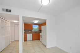 Picture of 6650 Royal Palm Blvd # 206C, Margate, FL 33063