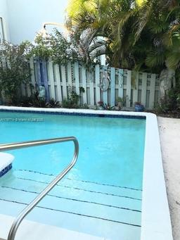Picture of 10135 SW 156Th Ave, Miami, FL 33196