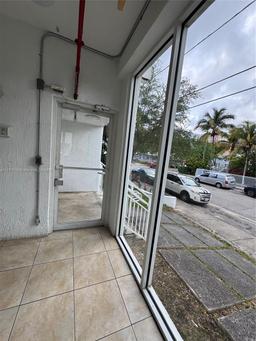 Picture of 498 SW 2Nd St # 2D, Miami, FL 33130