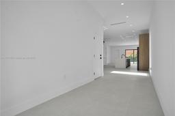 Picture of 2837 SW 25Th St, Miami, FL 33133