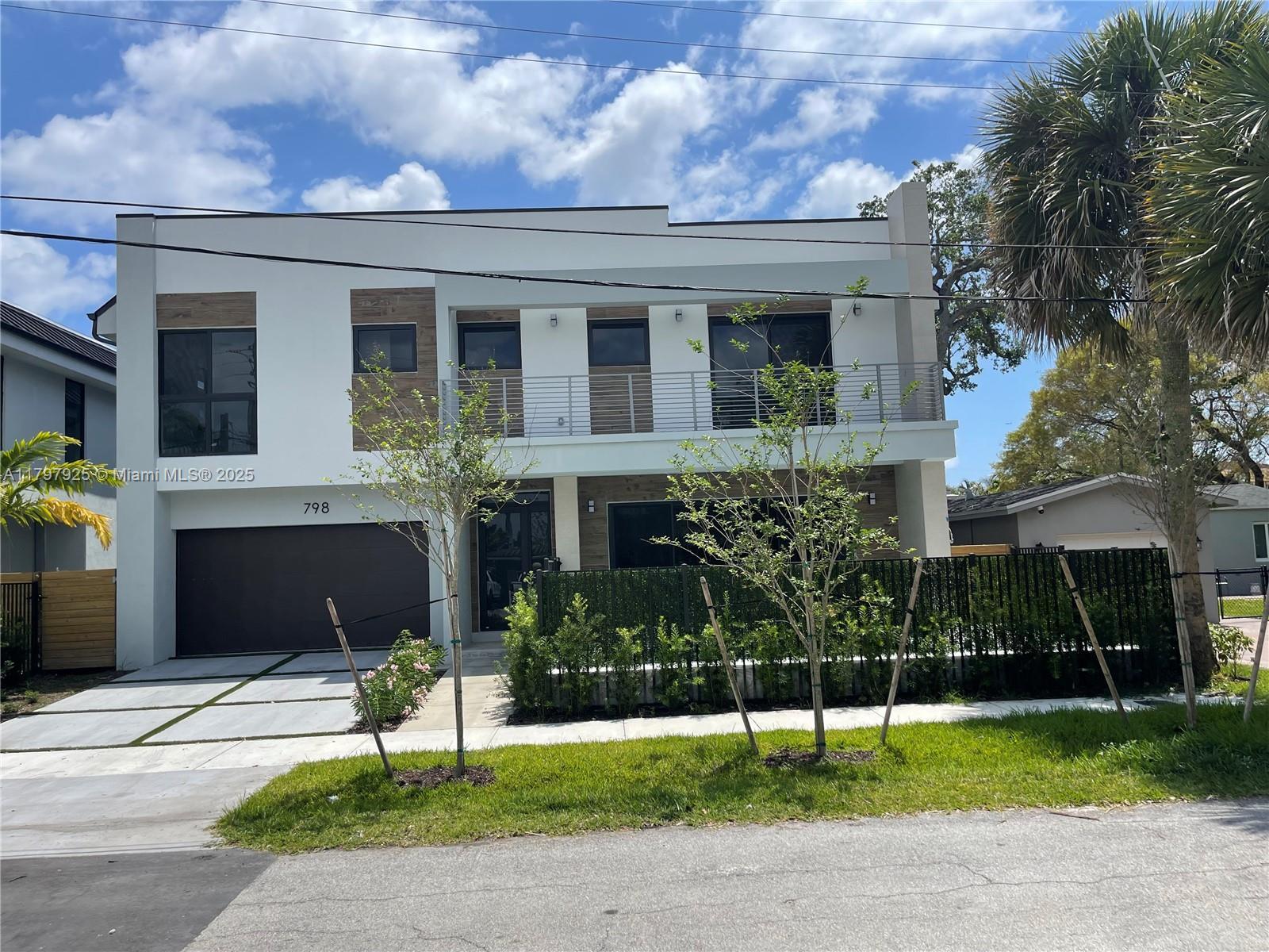 Picture of 798 SW 8Th Way # 798, Fort Lauderdale, FL 33315