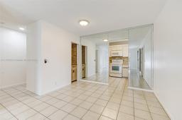 Picture of 7931 Camino Cir # 11, Miami, FL 33143