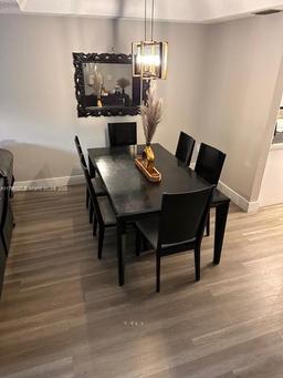Picture of 14325 SW 57Th Ln # 13, Miami, FL 33183