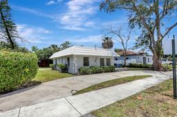 Picture of 2701 NW 18Th Ter, Oakland Park, FL 33311