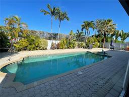 Picture of 15957 NW 77Th Pl, Miami Lakes, FL 33016