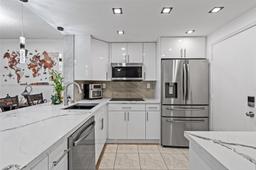 Picture of 421 NE 14Th Ave # 103, Hallandale Beach, FL 33009
