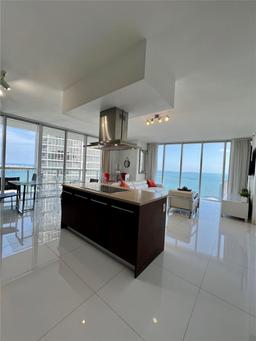 Picture of 485 Brickell Ave # 4410, Miami, FL 33131
