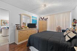 Picture of 17021 N Bay Rd # 727, Sunny Isles Beach, FL 33160