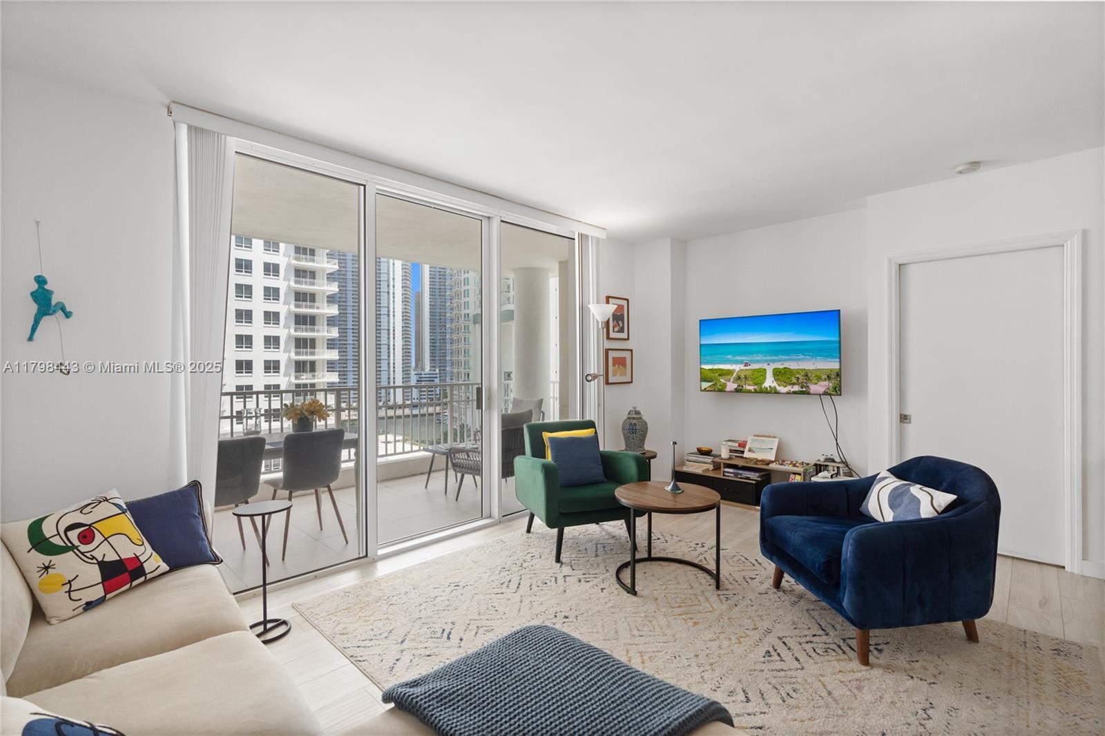 Picture of 701 Brickell Key Blvd # 1408, Miami, FL 33131