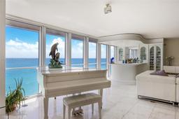 Picture of 16445 Collins Ave # 1426, Sunny Isles Beach, FL 33160
