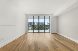 Picture of 3300 NE 188Th St # 217, Aventura, FL 33180