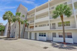 Picture of 2840 NE 14Th St Cswy # 408A, Pompano Beach, FL 33062