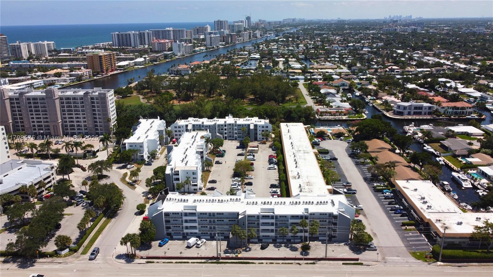 Picture of 2840 NE 14Th St Cswy # 408A, Pompano Beach, FL 33062