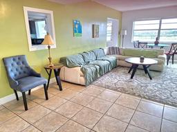 Picture of 1060 Crystal Lake Dr # 404, Deerfield Beach, FL 33064