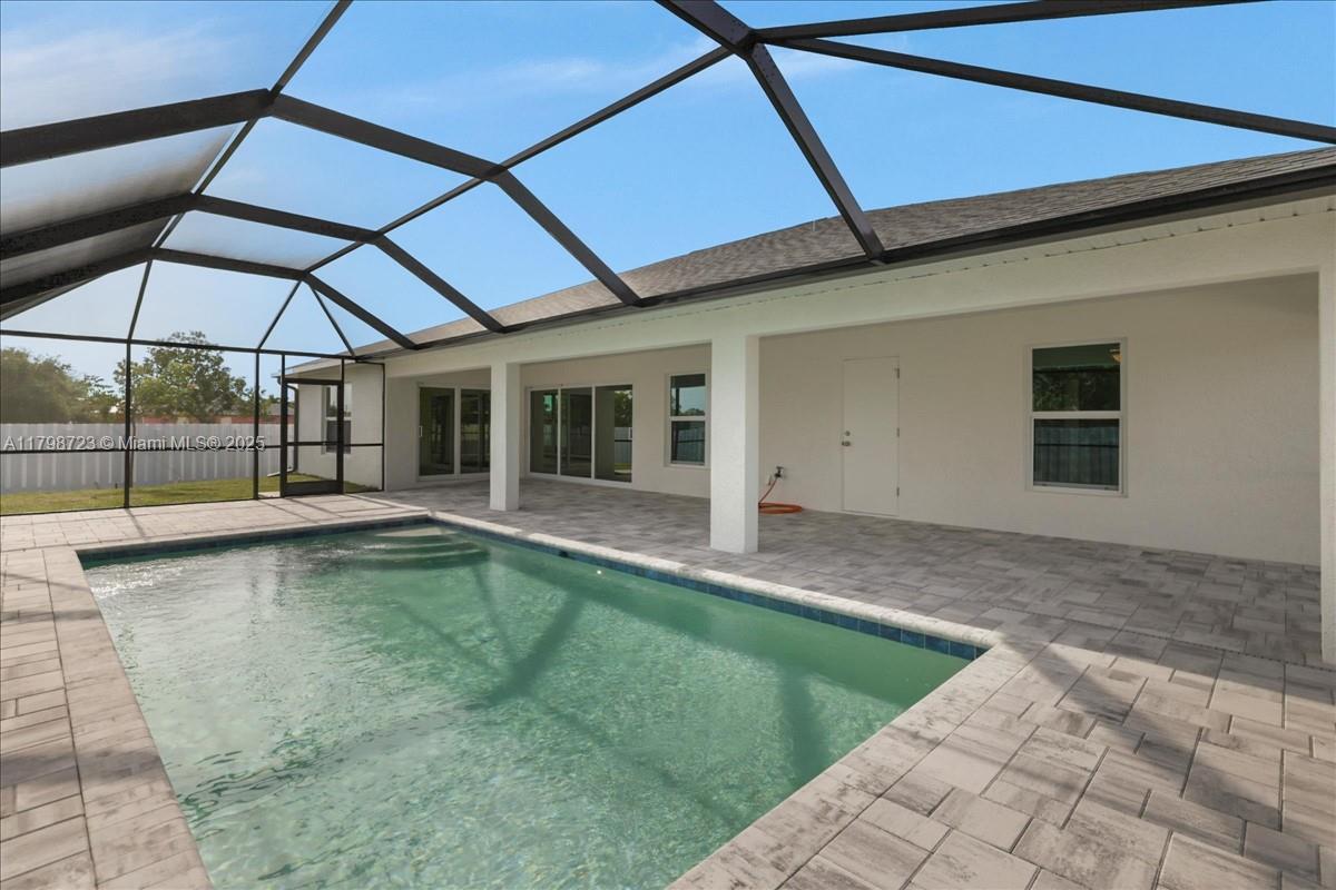 Picture of 2048 NW 3Rd Ter, Cape Coral, FL 33993