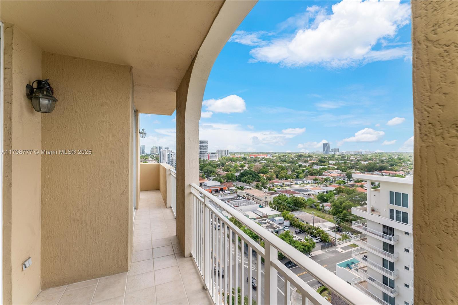 Picture of 2425 SW 27Th Ave # 1408, Miami, FL 33145