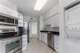 Picture of 2425 SW 27Th Ave # 1408, Miami, FL 33145