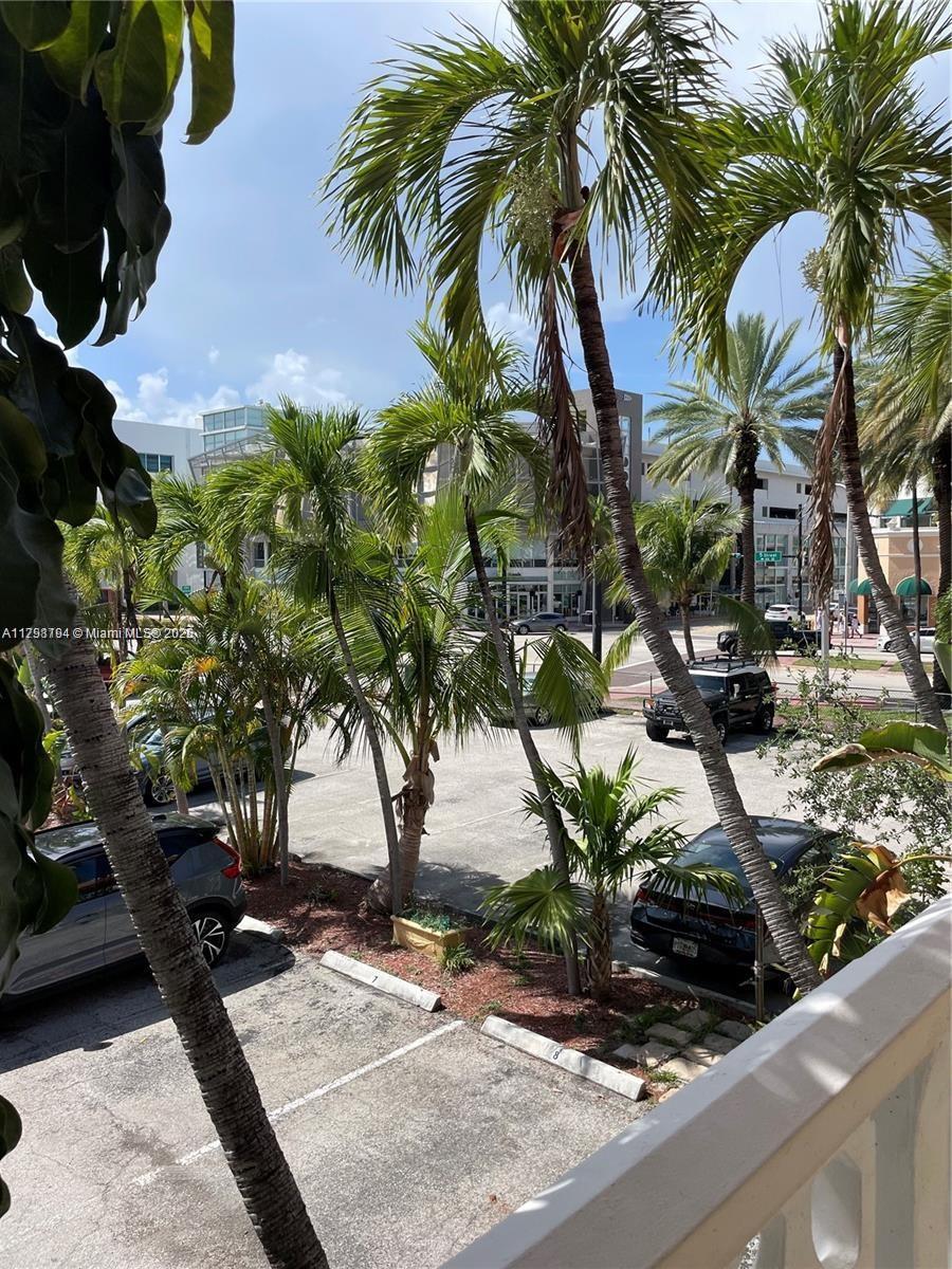 Picture of 441 Collins Ave # 24, Miami Beach, FL 33139