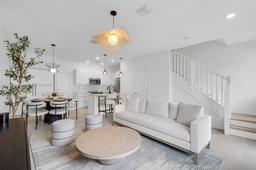 Picture of 4233 NW 83Rd Path, Doral, FL 33166