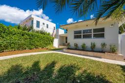 Picture of 9025 Hawthorne Ave, Surfside, FL 33154